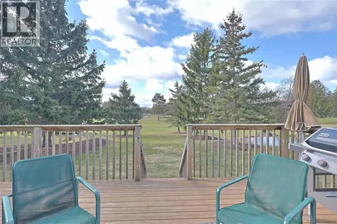 13 Oakwood Links Lane Grand Bend ON N0M 1T0