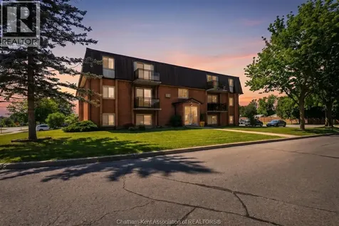 42 Parkview Heights Aylmer ON N5H 2J8