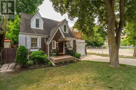 161 Herbert Street Waterloo ON N2J 1T3