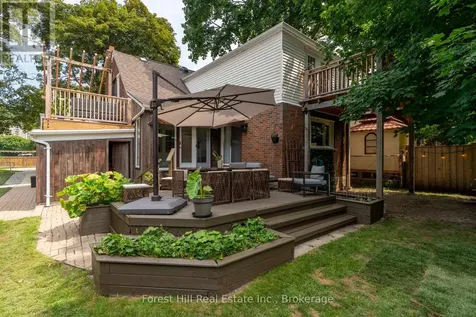 161 Herbert Street Waterloo ON N2J 1T3