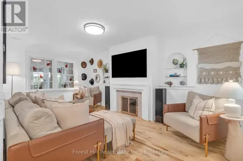 161 Herbert Street Waterloo ON N2J 1T3