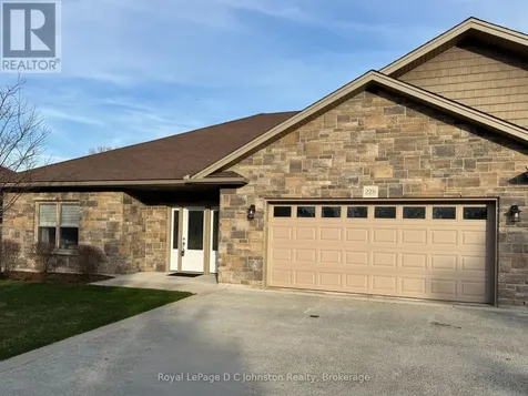 228 Grey Street South Saugeen Shores ON N0H 2L0
