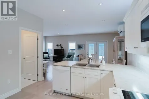 228 Grey Street South Saugeen Shores ON N0H 2L0