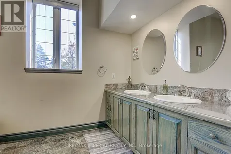 13231 Kennedy Road Whitchurch-stouffville ON L4X 7X5