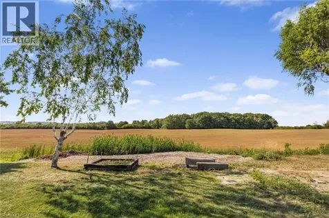585 Fifth Road East Stoney Creek ON L8J 3K9