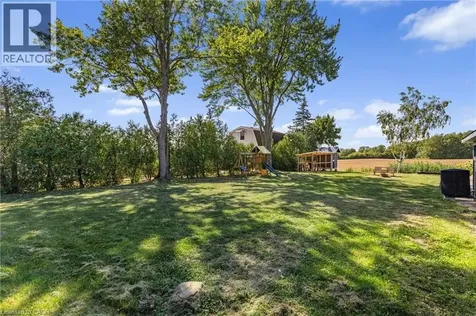 585 Fifth Road East Stoney Creek ON L8J 3K9