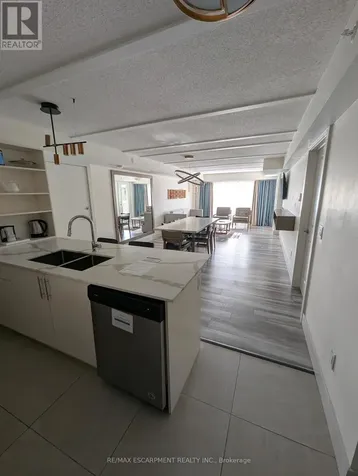9 Harbour Street Collingwood ON L9Y 5B5