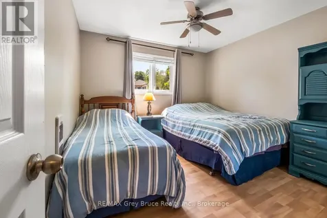 32 Sugarbush Road South Bruce Peninsula ON N0H 2T0