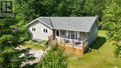 32 Sugarbush Road South Bruce Peninsula ON N0H 2T0