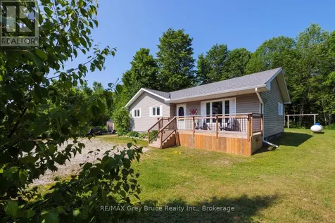 32 Sugarbush Road South Bruce Peninsula ON N0H 2T0