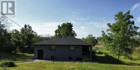 7118 Yonge Street Innisfil ON L9S 4P3