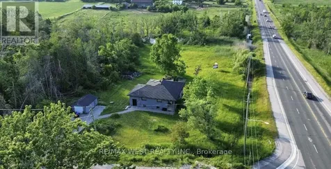 7118 Yonge Street Innisfil ON L9S 4P3
