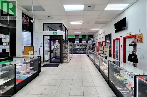 290 Kenilworth Avenue Hamilton ON L8H 4S9