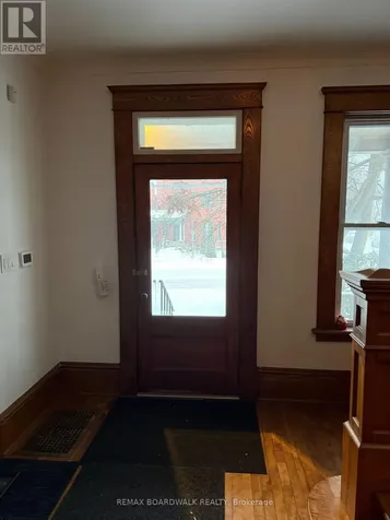 11 Lake Avenue West Carleton Place ON K7C 1M1