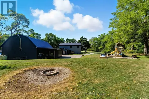 115 Lakeshore Road Rr 2 Port Burwell Road Norfolk ON N0J 1T0