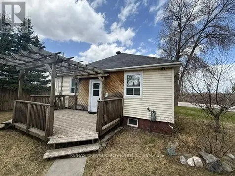 60 Egerton Street Kapuskasing ON P5N 1J4