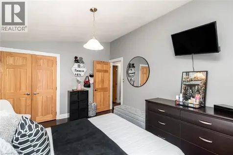 92 Auchmar Road Hamilton ON L9C 1C5