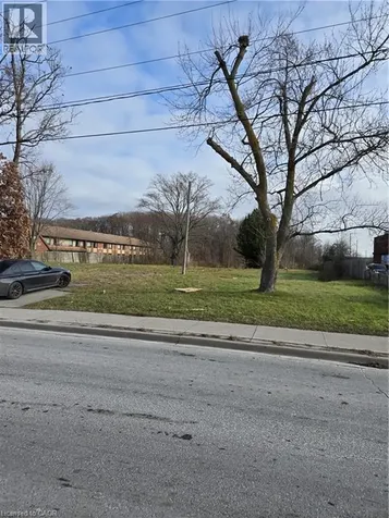862 Niagara Street North Welland ON L3C 1M4