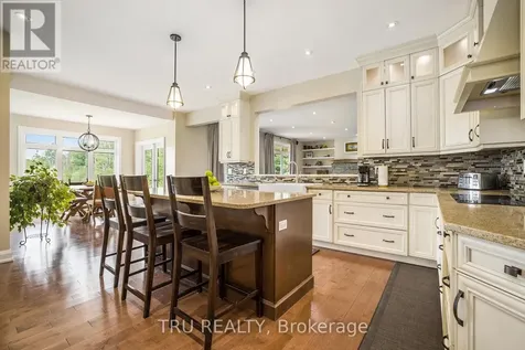2465 Marchurst Road Ottawa ON K2W 0H2