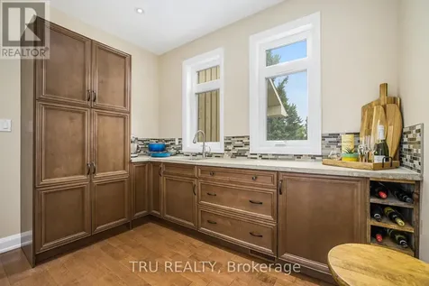 2465 Marchurst Road Ottawa ON K2W 0H2