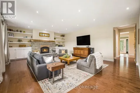 2465 Marchurst Road Ottawa ON K2W 0H2