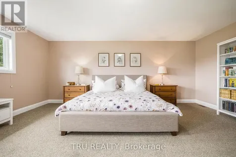 2465 Marchurst Road Ottawa ON K2W 0H2