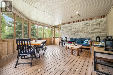 2465 Marchurst Road Ottawa ON K2W 0H2