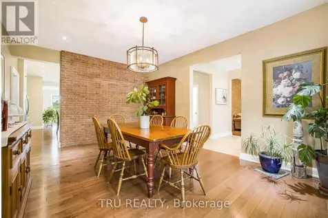 2465 Marchurst Road Ottawa ON K2W 0H2