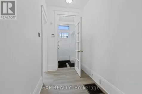 292-294 Clarence Street Ottawa ON K1N 5R3