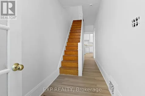 292-294 Clarence Street Ottawa ON K1N 5R3