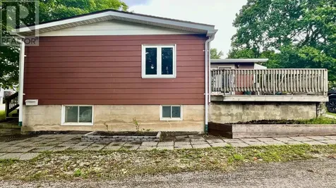 1069 7th Avenue Hanover ON N4N 2K4