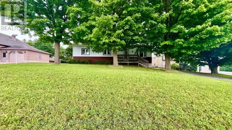1069 7th Avenue Hanover ON N4N 2K4