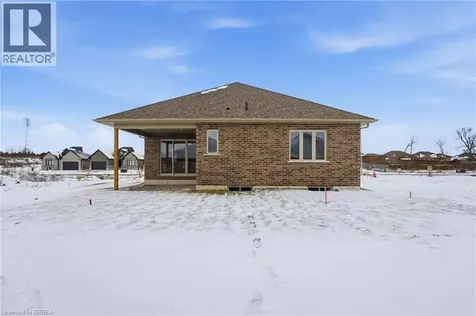 105 Vanrooy Trail Waterford ON N0E 1Y0