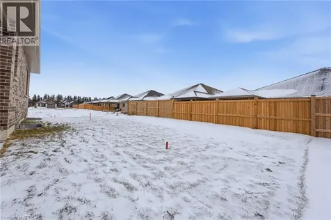 105 Vanrooy Trail Waterford ON N0E 1Y0