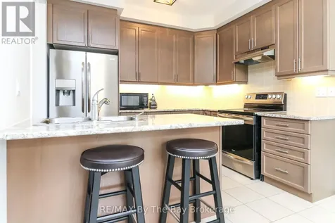 97 Tracey Lane Collingwood ON L9Y 3Z6