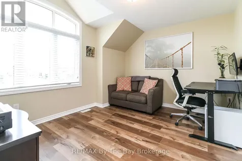 97 Tracey Lane Collingwood ON L9Y 3Z6