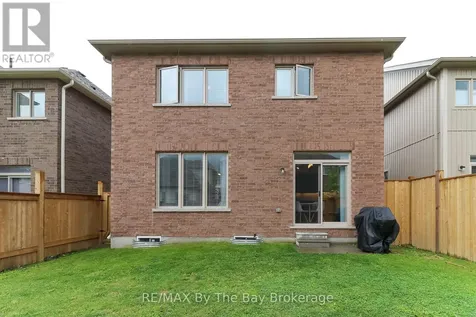 97 Tracey Lane Collingwood ON L9Y 3Z6