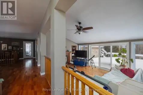 837 7th Avenue Hanover ON N4N 2K3