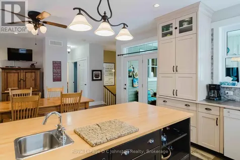 44 Eastgate Drive Saugeen Shores ON N0H 2L0