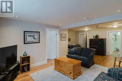44 Eastgate Drive Saugeen Shores ON N0H 2L0