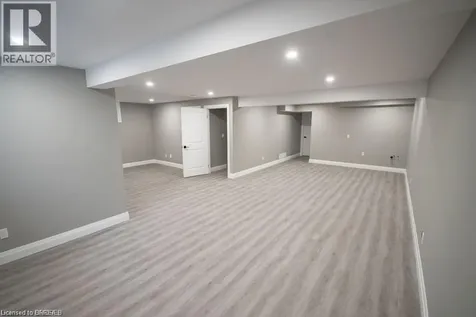 1079 Bay Street Port Rowan ON N0E 1M0