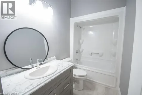 1079 Bay Street Port Rowan ON N0E 1M0