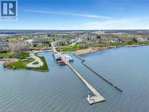 1079 Bay Street Port Rowan ON N0E 1M0