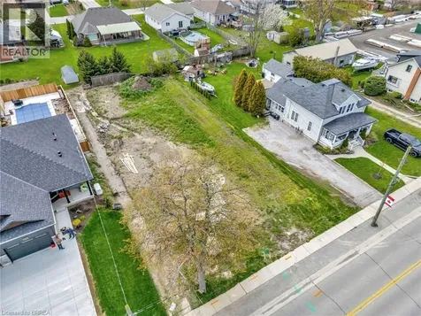 1079 Bay Street Port Rowan ON N0E 1M0