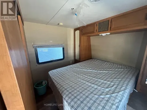 110 Aileen Avenue King ON L3Y 4V9