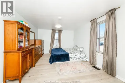 9397 Longwoods Road Chatham ON N7L 5J1