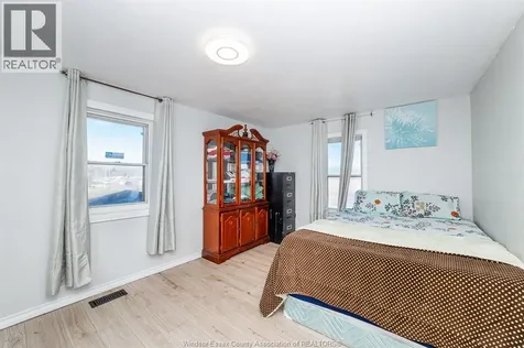 9397 Longwoods Road Chatham ON N7L 5J1