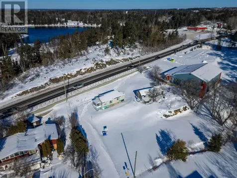 557 Lakeview Drive Kenora ON P9N 3P6