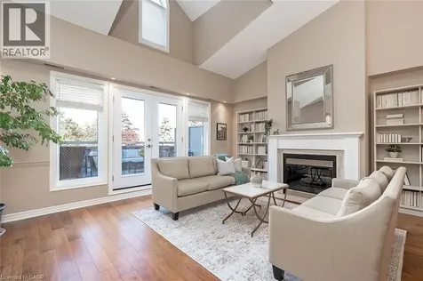 3230 New Street Burlington ON L7N 1M8