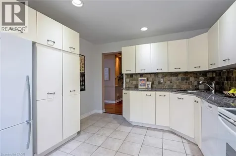 3230 New Street Burlington ON L7N 1M8